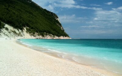 Where to go on holidays in Le Marche? Discover hidden treasures